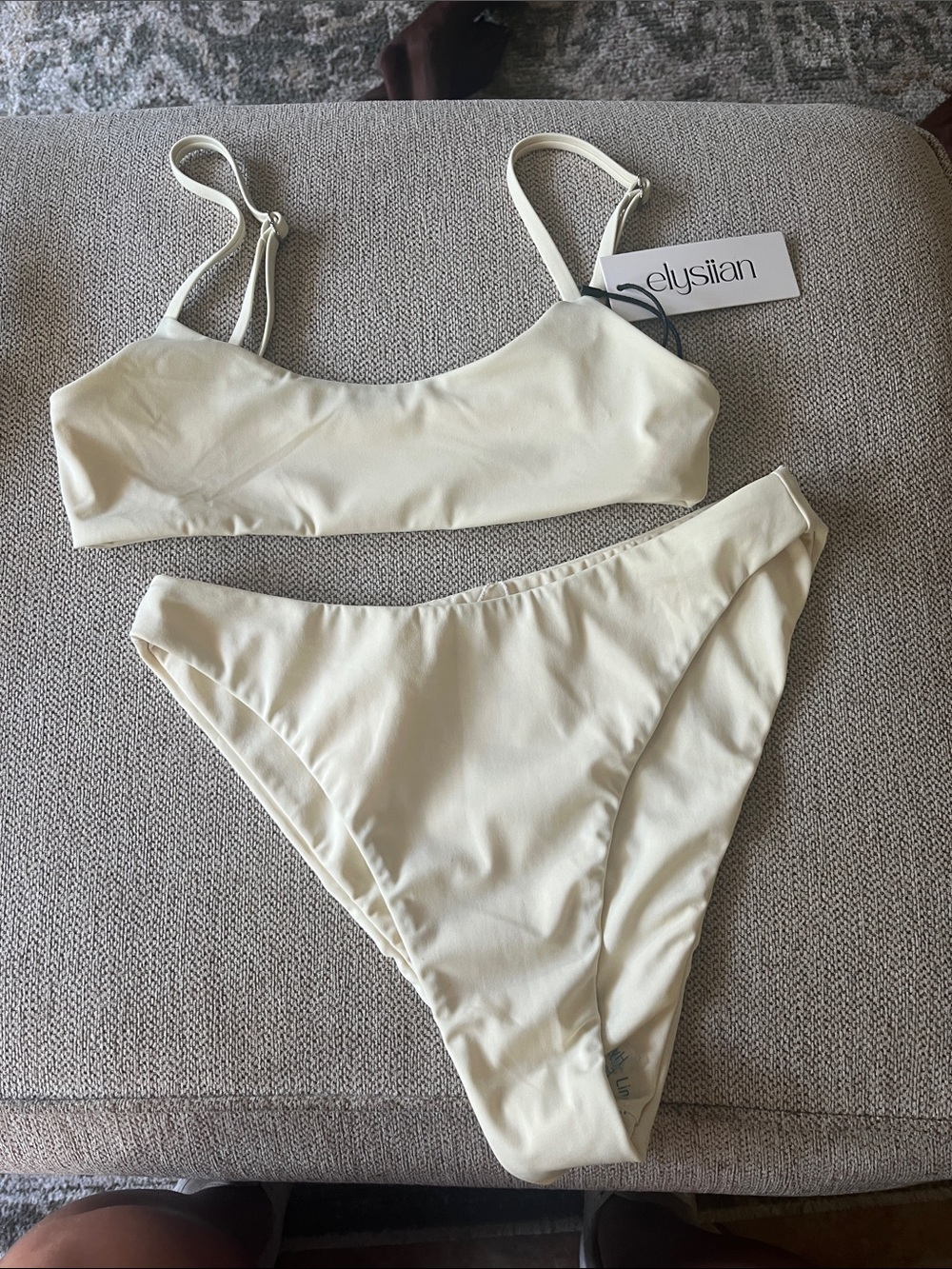 Elysiian Cream Bikini Set - Size Small Top & Bottoms Size Medium - Never worn